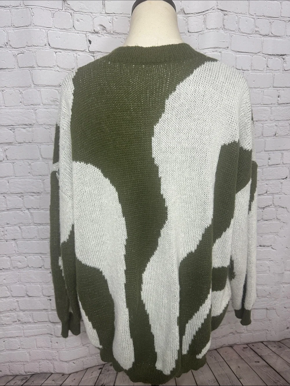 Romwe Academia Men’s Color Block Button Front Cardigan Oversized Small